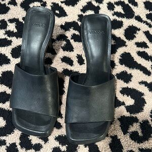 Vince Women's Black Leather Mules